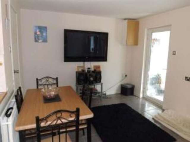  Image of 1 bedroom Maisonette for sale in Ethelred Gardens Totton Southampton SO40 at Totton Southampton Netley Marsh, SO40 8UA