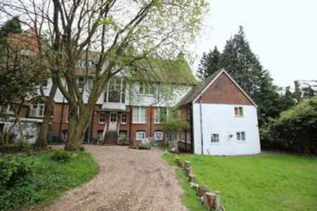  Image of 1 bedroom Flat for sale in Tower Road Hindhead GU26 at Tower Road  Hindhead, GU26 6SW
