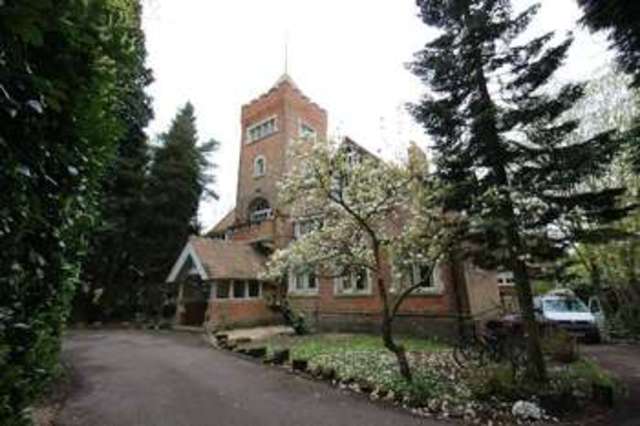  Image of 1 bedroom Flat for sale in Tower Road Hindhead GU26 at Tower Road  Hindhead, GU26 6SW
