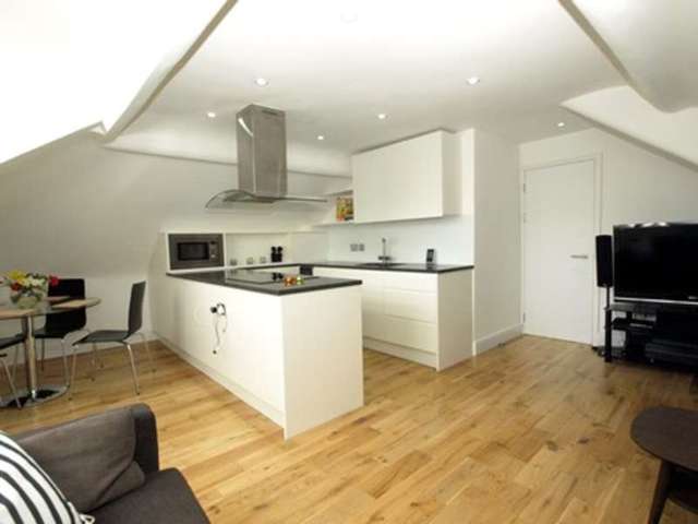  Image of 2 bedroom Flat for sale in Trebovir Road London SW5 at London, SW5 9NH