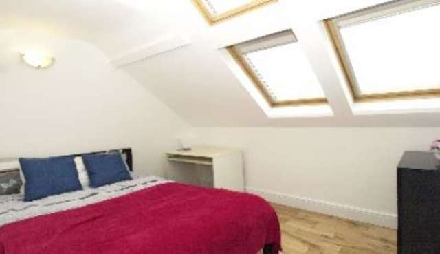  Image of 2 bedroom Flat for sale in Trebovir Road London SW5 at London, SW5 9NH