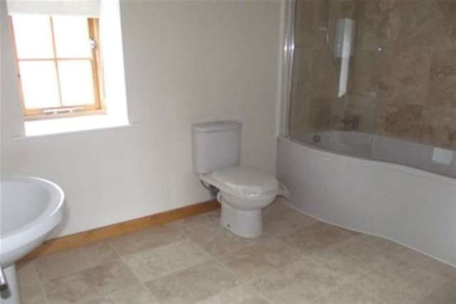  Image of 4 bedroom Detached house to rent in Roche St. Austell PL26 at St. Austell, PL26 8LP