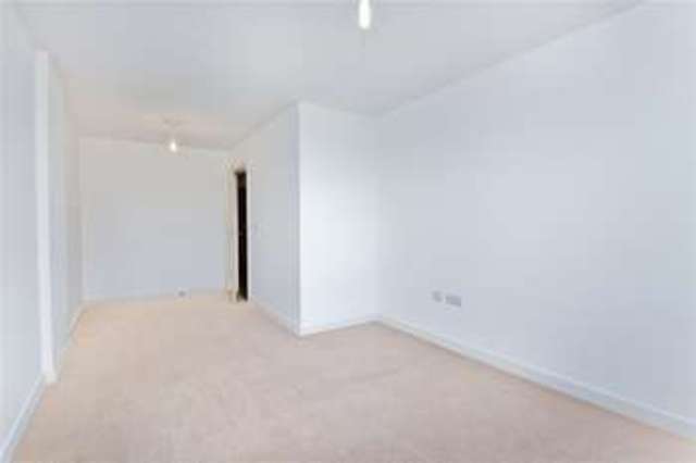  Image of 1 bedroom Flat to rent in Triangle Road London E8 at Hackney, E8 3SP