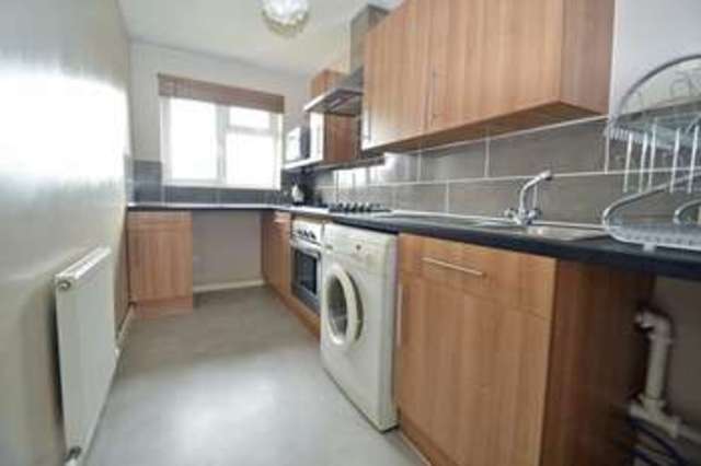  Image of 1 bedroom Flat to rent in Tuckmill Clevedon BS21 at Tuckmill  Clevedon, BS21 7XH