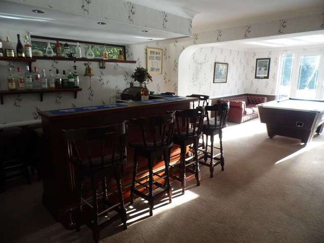  Image of 4 bedroom Detached house for sale in Underhill Road Benfleet SS7 at Underhill Road  Benfleet, SS7 1ER