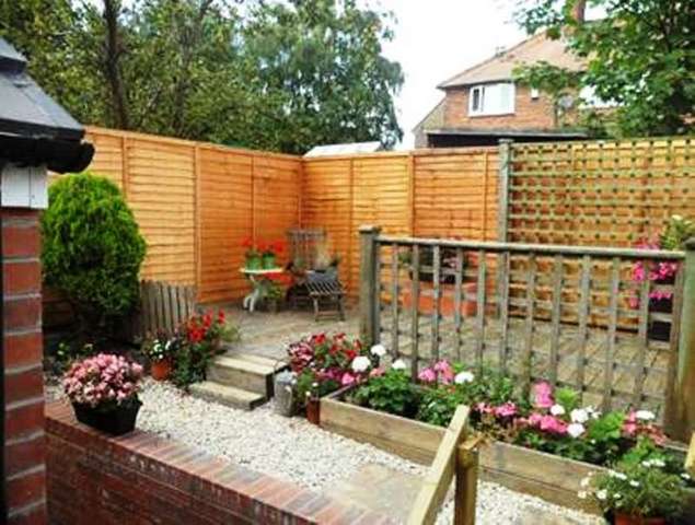  Image of 2 bedroom Terraced house to rent in Upper Lane Netherton Wakefield WF4 at Netherton Wakefield Netherton, WF4 4NQ