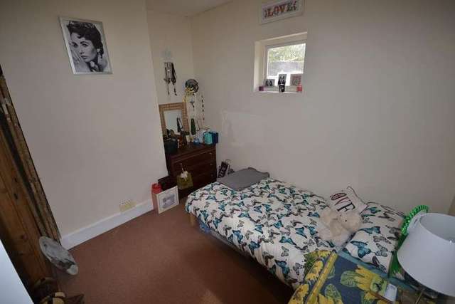  Image of 2 bedroom Flat for sale in Upper Park Road St. Leonards-on-Sea TN37 at St Leonards On Sea, TN37 6SL