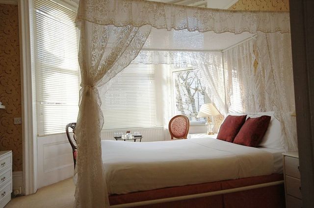  Image of 11 bedroom Property for sale in Upper Rock Gardens Brighton BN2 at Upper Rock Gardens  Brighton, BN2 1QF