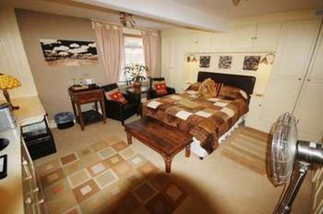  Image of 8 bedroom Property for sale in Upper Rock Gardens Brighton BN2 at Upper Rock Gardens  Brighton, BN2 1QE