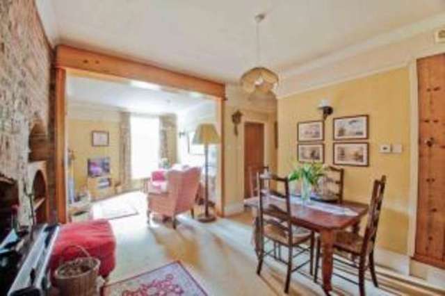  Image of 3 bedroom Semi-Detached house for sale in Upper Vicarage Road Kennington Ashford TN24 at Kennington Ashford Kennington, TN24 9AH