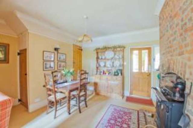  Image of 3 bedroom Semi-Detached house for sale in Upper Vicarage Road Kennington Ashford TN24 at Kennington Ashford Kennington, TN24 9AH
