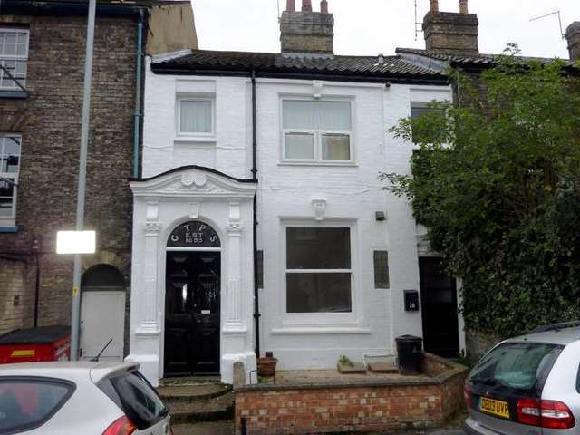  Image of 1 bedroom Ground Flat to rent in Valentine Street Norwich NR2 at Norwich, NR2 4BA
