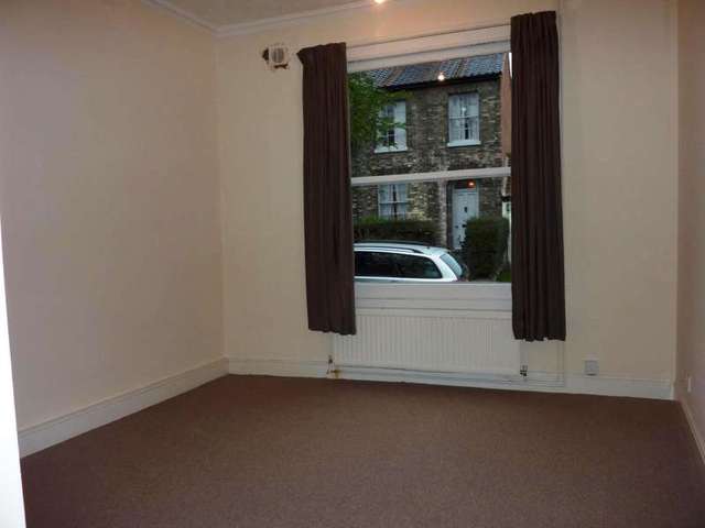  Image of 1 bedroom Ground Flat to rent in Valentine Street Norwich NR2 at Norwich, NR2 4BA