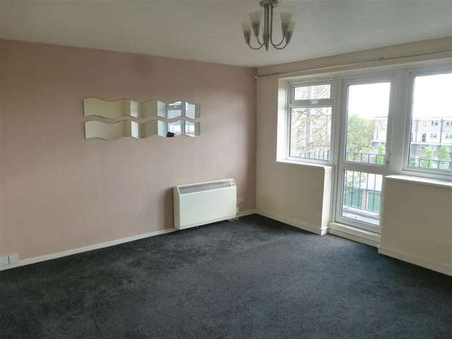  Image of 2 bedroom Flat for sale in Victor Close Hornchurch RM12 at Hornchurch Essex Hornchurch, RM12 4XU