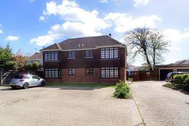  Image of 1 bedroom Flat for sale in Victoria Road Bognor Regis PO21 at Victoria Road  Bognor Regis, PO21 2JF