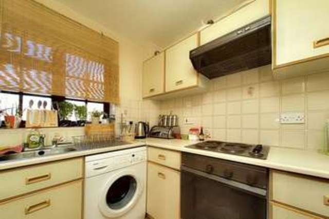  Image of 1 bedroom Flat for sale in Victoria Road Bognor Regis PO21 at Victoria Road  Bognor Regis, PO21 2JF