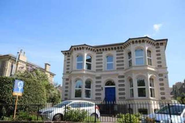  Image of 2 bedroom Flat to rent in Victoria Road Clevedon BS21 at Victoria Road  Clevedon, BS21 7SB