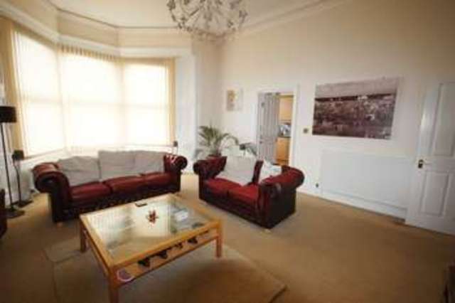  Image of 2 bedroom Flat to rent in Victoria Road Clevedon BS21 at Victoria Road  Clevedon, BS21 7SB