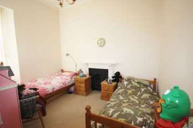  Image of 2 bedroom Flat to rent in Victoria Road Clevedon BS21 at Victoria Road  Clevedon, BS21 7SB