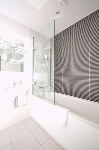  Image of 1 bedroom Flat to rent in John Thornycroft Road Southampton SO19 at John Thornycroft Road  Southampton, SO19 9SZ