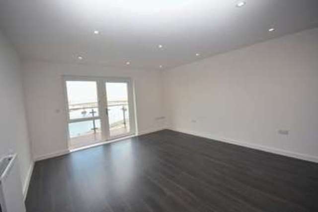  Image of 2 bedroom Flat to rent in John Thornycroft Road Southampton SO19 at Centenary Plaza, Woolston Southampton, SO19 9SZ