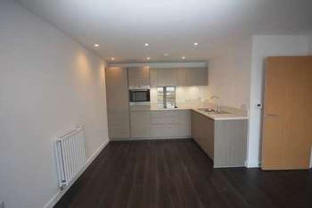  Image of 2 bedroom Flat to rent in John Thornycroft Road Southampton SO19 at Centenary Plaza, Woolston Southampton, SO19 9SZ