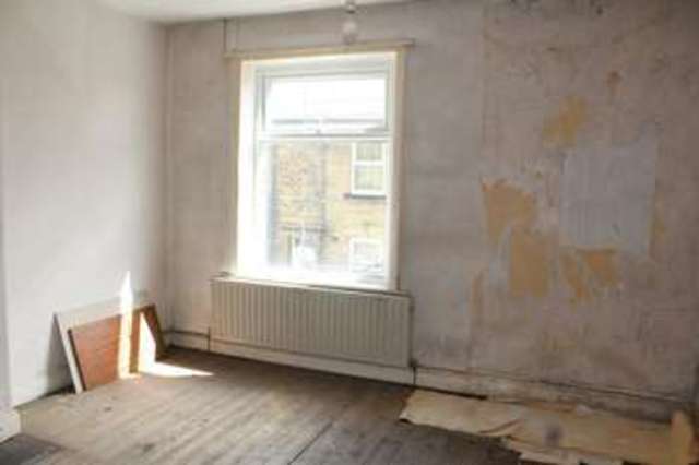  Image of 3 bedroom Terraced house for sale in Victoria Street Littleborough OL15 at Victoria Street  Littleborough, OL15 8BN