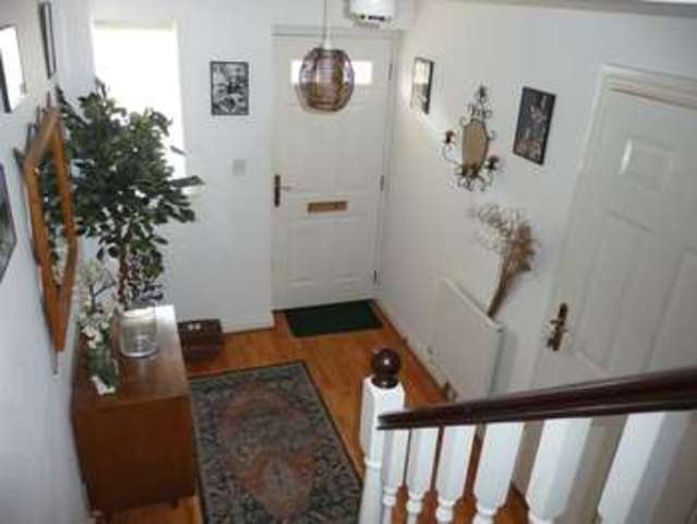  Image of 3 bedroom Terraced house to rent in Waggoner Close Swindon SN25 at Waggoner Close Abbey Meads Swindon, SN25 4WU