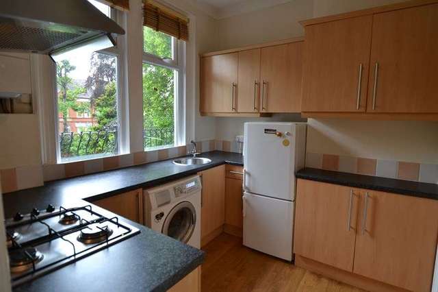  Image of 1 bedroom Apartment to rent in Wake Green Road Moseley Birmingham B13 at Wake Green Road Moseley Birmingham, B13 9HB