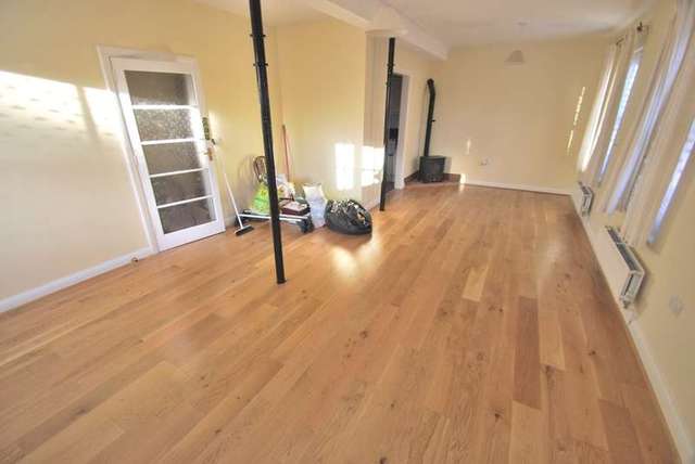  Image of 3 bedroom Cottage to rent in Old Road Walgrave Northampton NN6 at Walgrave Northampton Northamptonshire, NN6 9QW