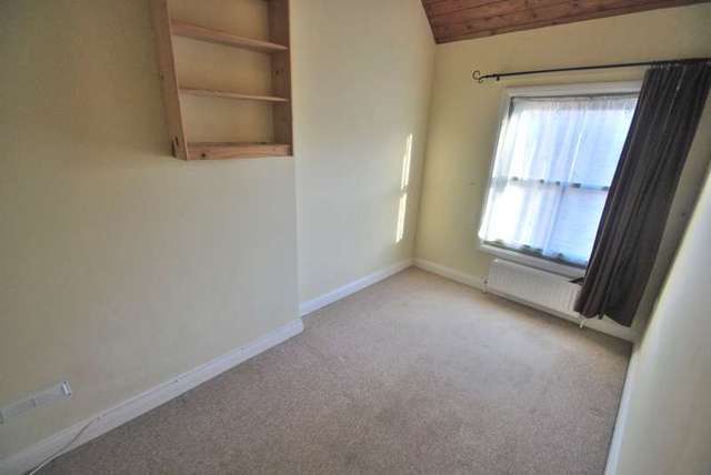  Image of 3 bedroom Cottage to rent in Old Road Walgrave Northampton NN6 at Walgrave Northampton Northamptonshire, NN6 9QW