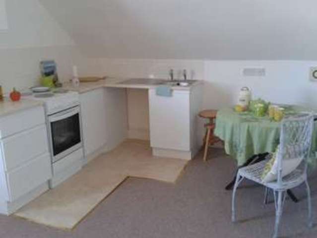  Image of 1 bedroom Flat to rent in Wallbridge Avenue Frome BA11 at Wallbridge Avenue  Frome, BA11 1RL