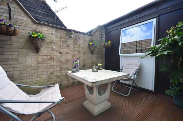  Image of 3 bedroom Bungalow for sale in Walthams Pitsea Basildon SS13 at Pitsea Basildon Basildon, SS13 3PN