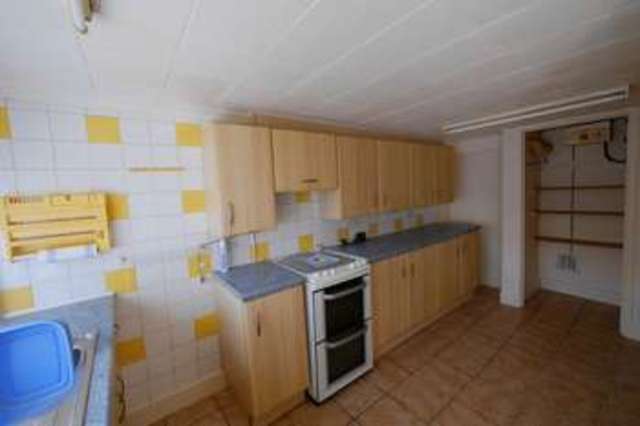  Image of 2 bedroom Semi-Detached house for sale in Thame Road Warborough Wallingford OX10 at 103 Thame Road  Warborough, OX10 7DS