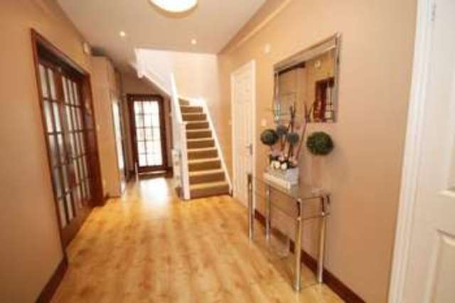  Image of 5 bedroom Semi-Detached house for sale in Warwick Avenue Edgware HA8 at Warwick Avenue Edgware Edgware, HA8 8UN