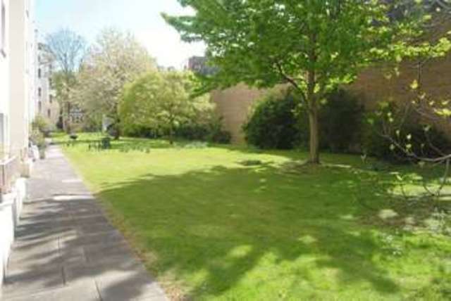  Image of 1 bedroom Flat to rent in Warwick Avenue London W9 at Warwick Avenue  Little Venice, W9 2PR