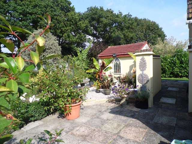  Image of 4 bedroom Detached house for sale in Wavertree Road Benfleet SS7 at Wavertree Road  Benfleet, SS7 5AP
