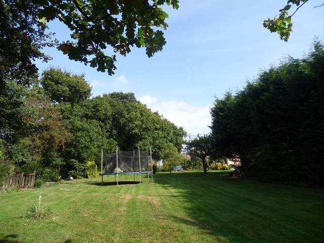  Image of 4 bedroom Detached house for sale in Wavertree Road Benfleet SS7 at Wavertree Road  Benfleet, SS7 5AP