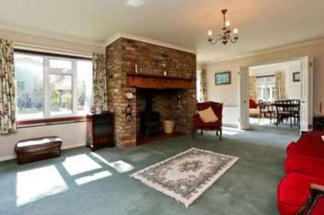  Image of 4 bedroom Detached house for sale in Oaklands Rise Welwyn AL6 at Oaklands Rise  Welwyn, AL6 0RN