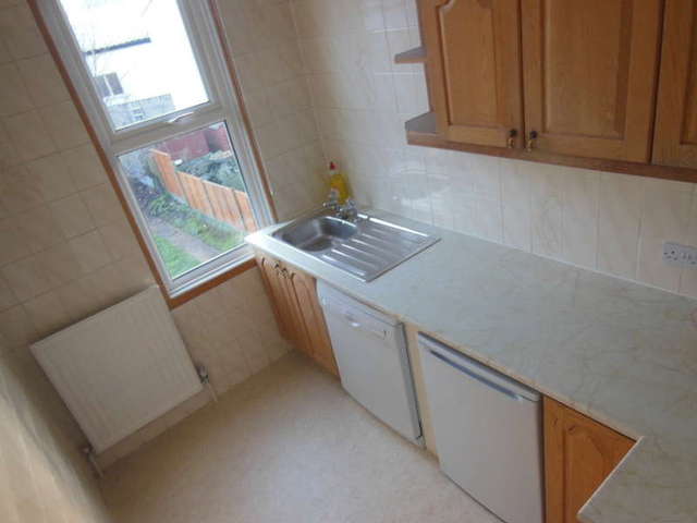  Image of 1 bedroom Detached house to rent in Westborough Road Westcliff-on-Sea SS0 at Westcliff On Sea  Southend, SS0 9DR