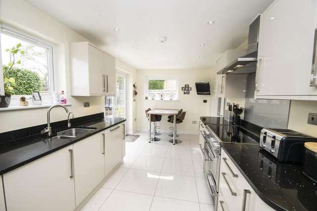  Image of 4 bedroom Detached house for sale in West Chiltern Woodcote Reading RG8 at Woodcote  Reading, RG8 0SG