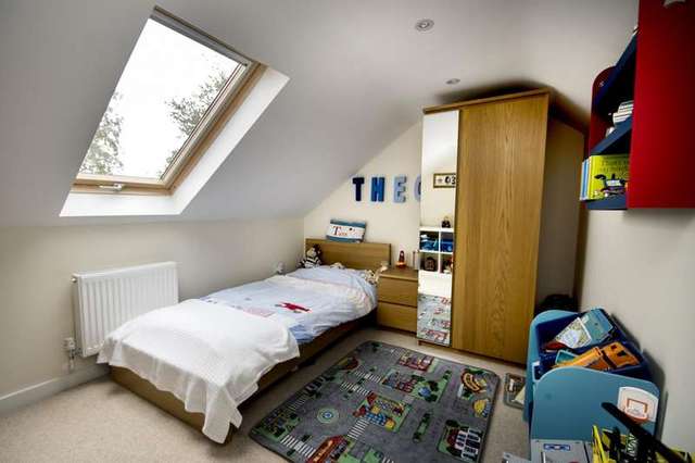  Image of 4 bedroom Detached house for sale in West Chiltern Woodcote Reading RG8 at Woodcote  Reading, RG8 0SG