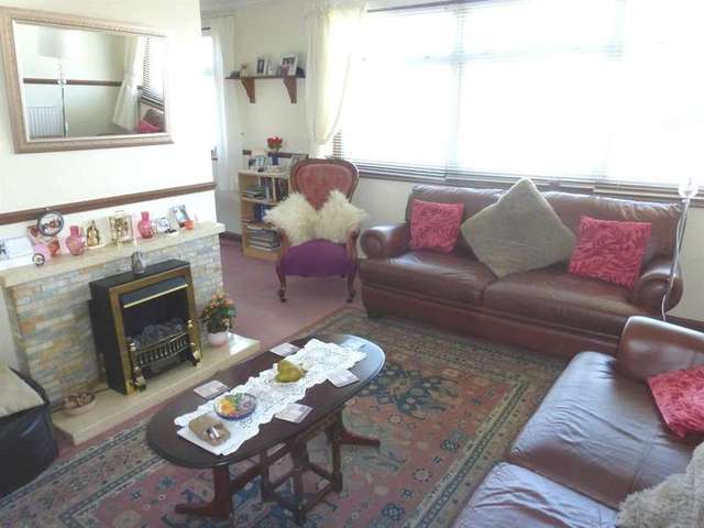  Image of 3 bedroom Detached house for sale in West End Avenue Nottage Porthcawl CF36 at Porthcawl  Porthcawl, CF36 3NG