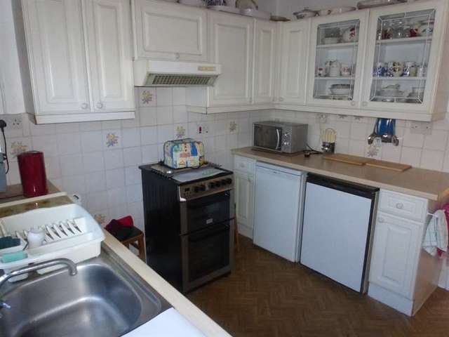  Image of 3 bedroom Detached house for sale in West End Avenue Nottage Porthcawl CF36 at Porthcawl  Porthcawl, CF36 3NG