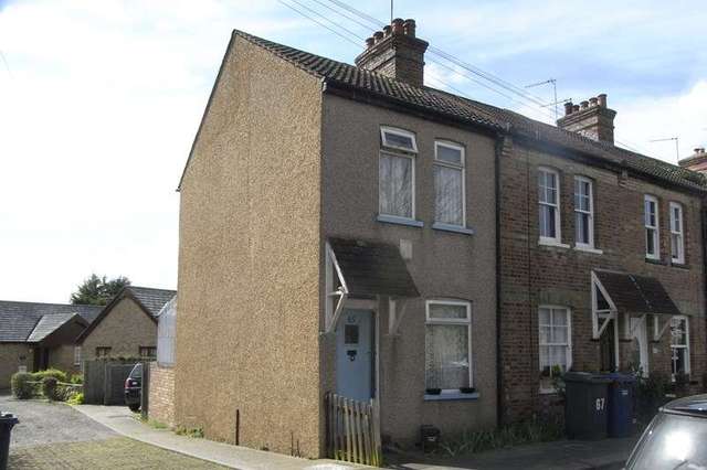 Image of 2 bedroom End of Terrace for sale in West End Lane Barnet EN5 at West End Lane  Barnet, EN5 2SB