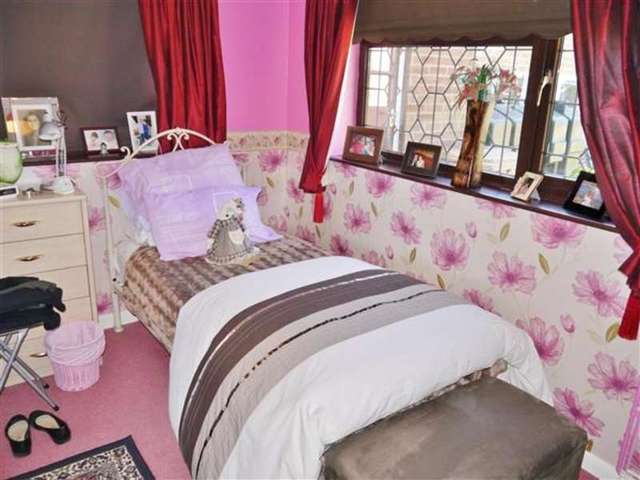  Image of 3 bedroom Detached house for sale in West Street Brant Broughton Lincoln LN5 at Brant Broughton, LN5 0SF