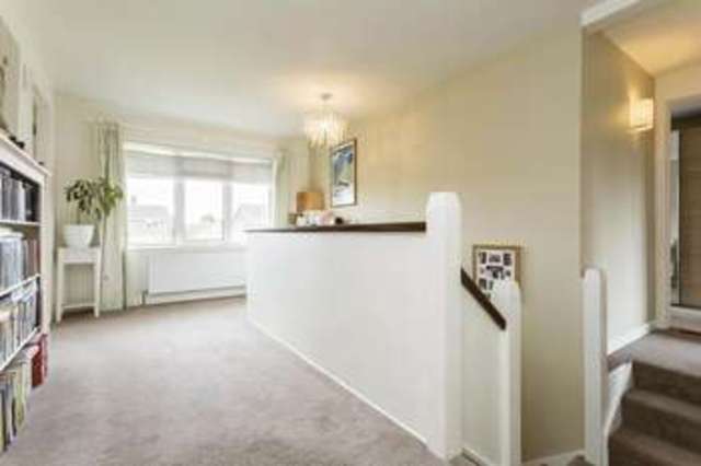 Image of 4 bedroom Detached house for sale in Westbourne Avenue Emsworth PO10 at Westbourne Avenue  Emsworth, PO10 7QU
