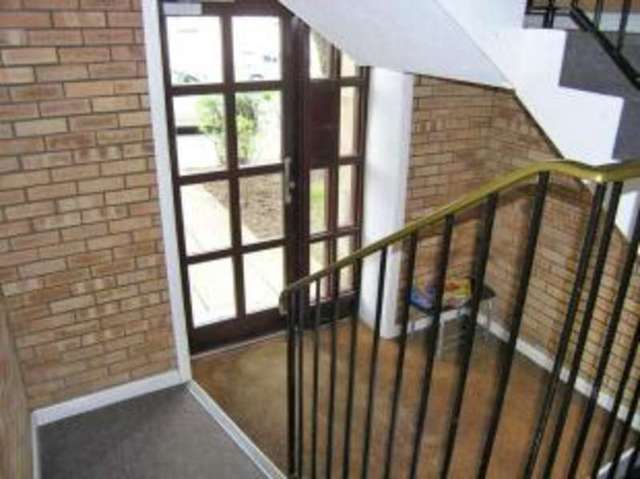  Image of 3 bedroom Flat for sale in Westercraigs Court Dennistoun Glasgow G31 at Glasgow Lanarkshire Glasgow, G31 2EG