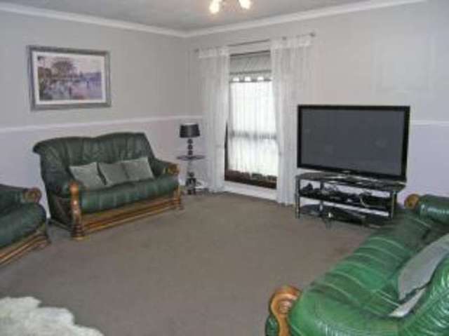  Image of 3 bedroom Flat for sale in Westercraigs Court Dennistoun Glasgow G31 at Glasgow Lanarkshire Glasgow, G31 2EG