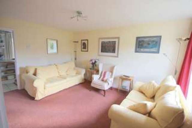  Image of 3 bedroom Semi-Detached house for sale in Westfield Crescent Wellesbourne Warwick CV35 at Westfield Crescent Wellesbourne Warwick, CV35 9RP